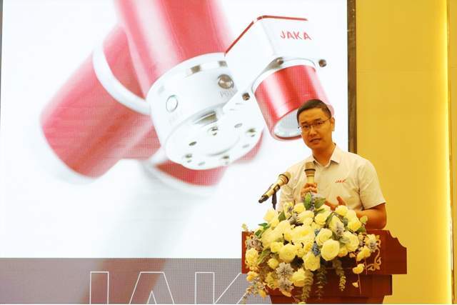 米乐协作机器人如何赋能日化产业智造升级？听听专家怎么说(图3)