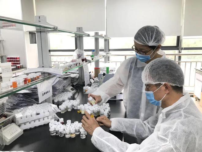 四年来我逢人就推抗老面霜升级了堪比大牌值得你入手！(图7)