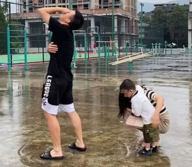 M6米乐 MILE外卖老公崩溃指责怀孕妻子太花钱：每月五千花4500买化妆品(图4)